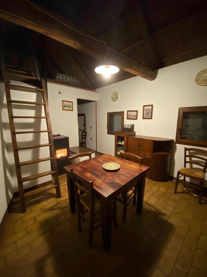 Agriturismo Bassara Le Capanne Argenta Extérieur photo